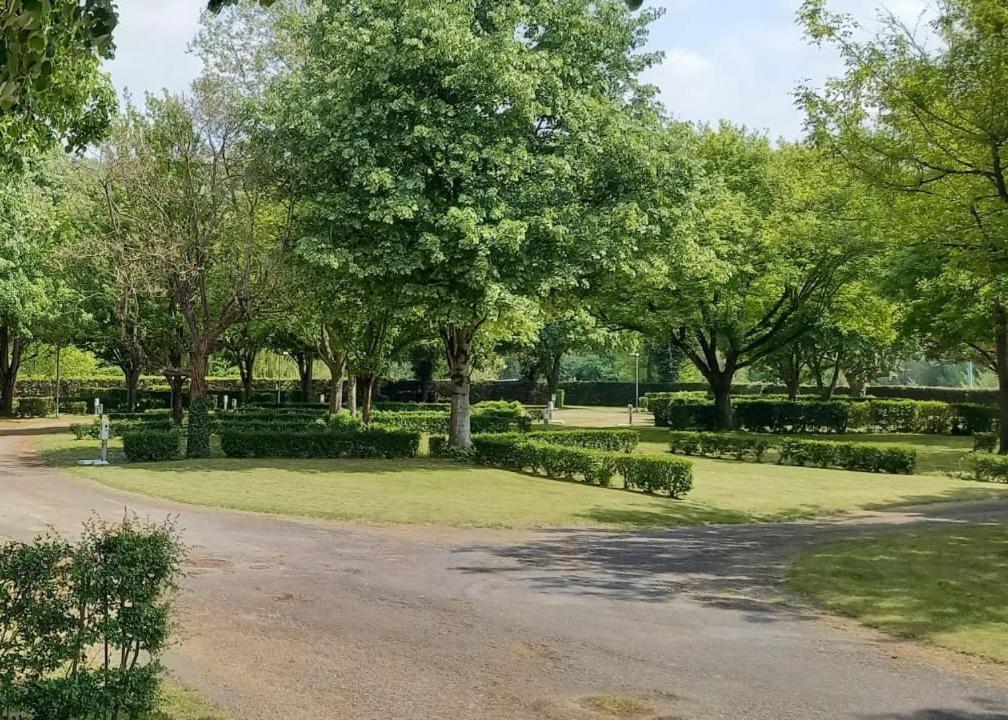 Camping De Rouergue Villefranche-de-Rouergue Exterior foto
